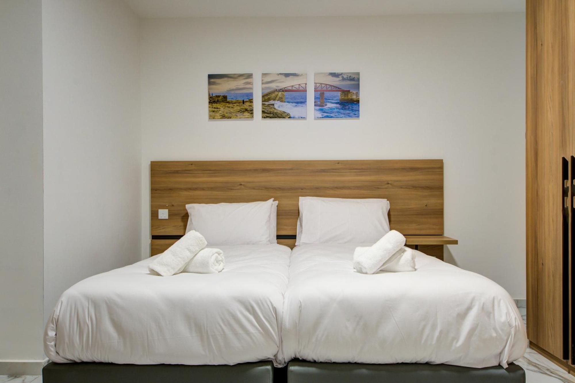 The St Pauls Bay Escape Suites By 360 Estates St. Paul's Bay Exterior photo