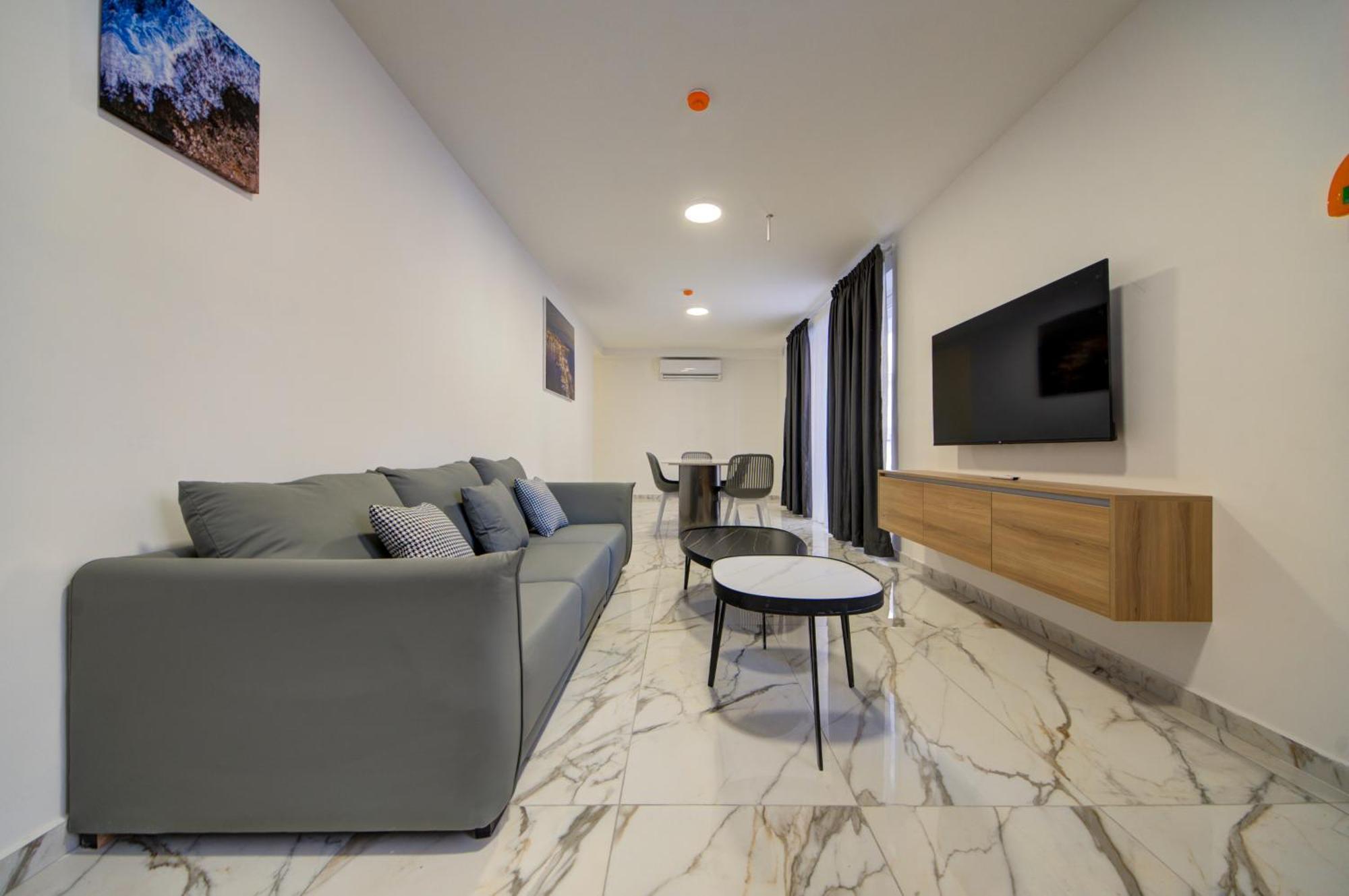 The St Pauls Bay Escape Suites By 360 Estates St. Paul's Bay Exterior photo